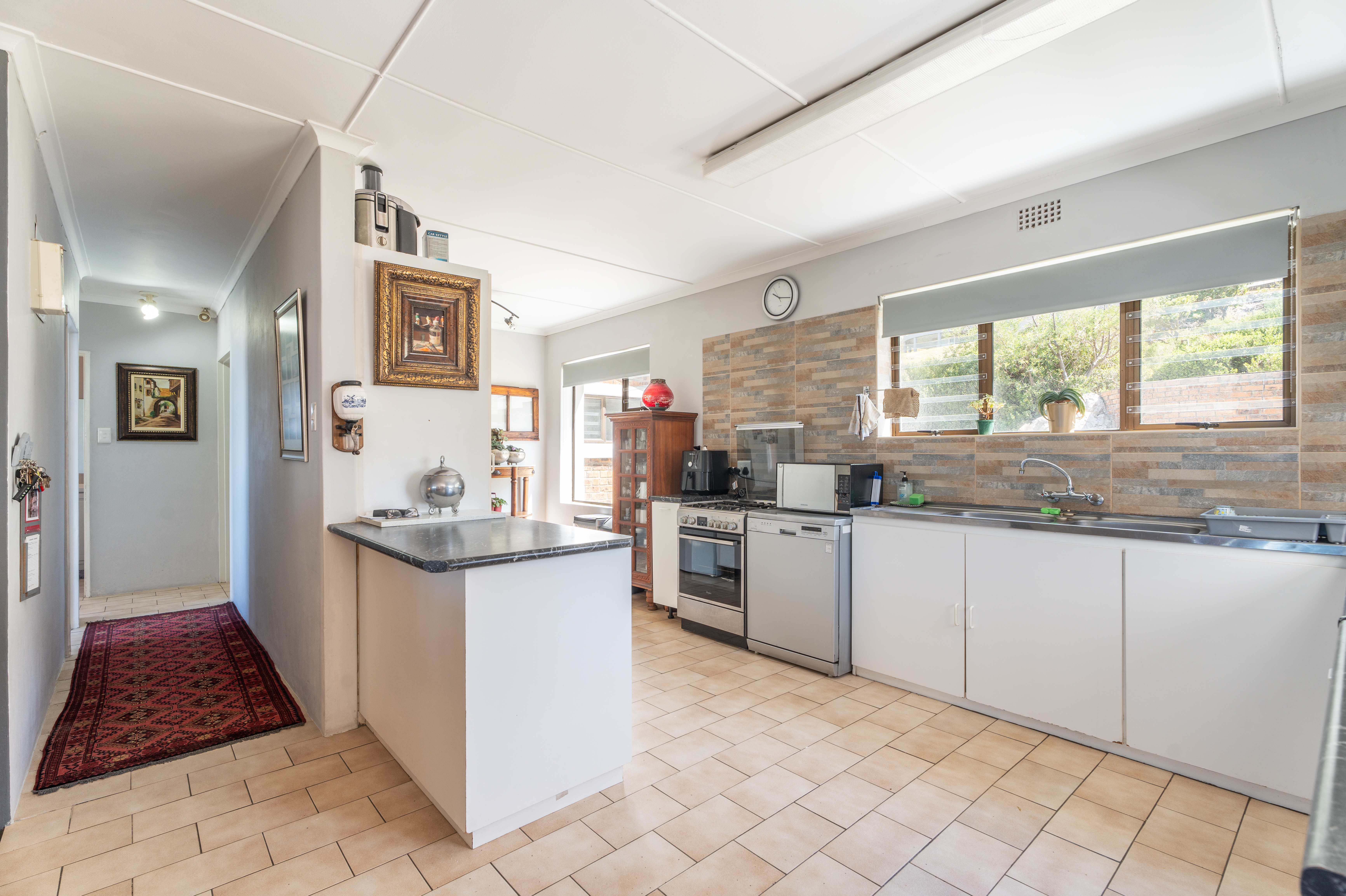 5 Bedroom Property for Sale in Bettys Bay Western Cape